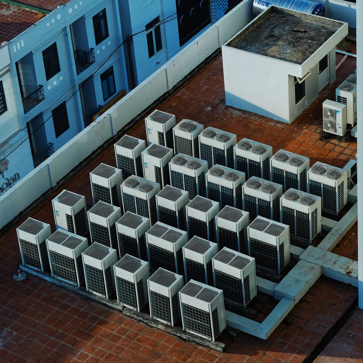 Commercial rooftop HVAC installation